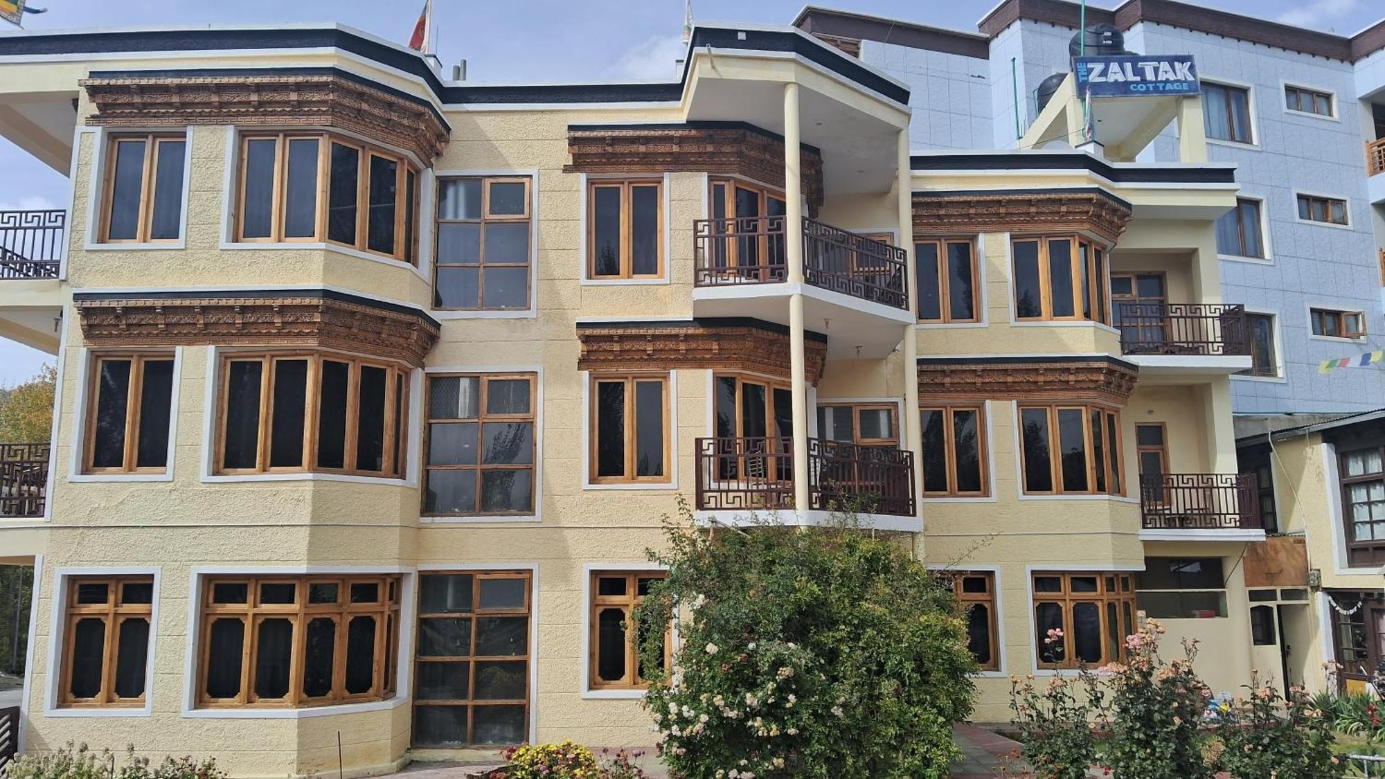 Zaltak Guest House And Hostel Leh Exterior foto